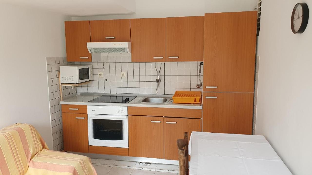 Apartments Dora Banjol Exterior photo